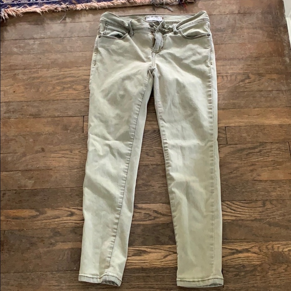 Free people cropped jeans size 26